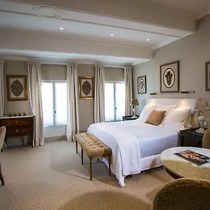 https://hotel-deurope.fr-provencehotel.com
